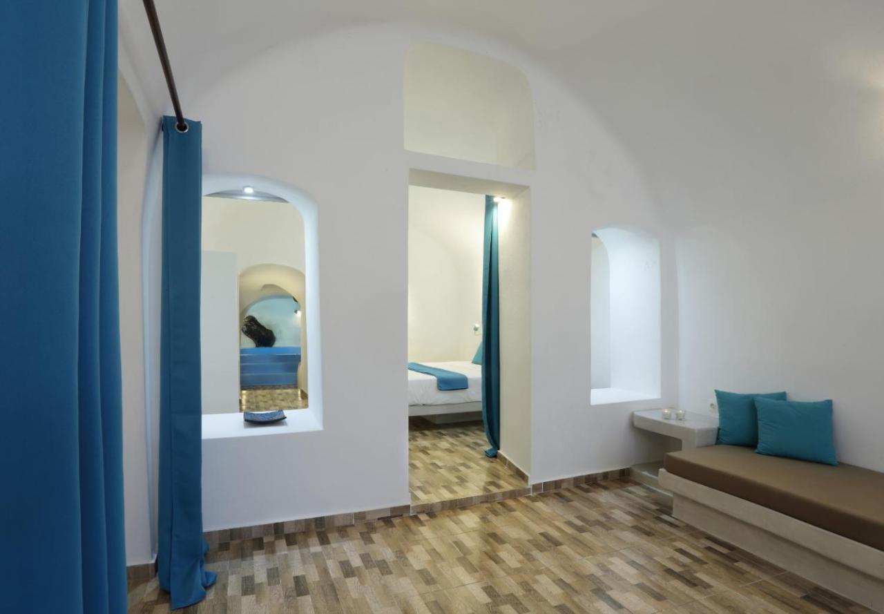 Church And Cave - Santorini Private Residences Meszariá Kültér fotó